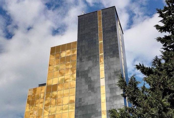 100 milyon manatlıq depozit hərracı elan etdi