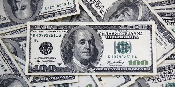 Dollar kritik məlumat öncəsi daha da ucuzlaşdı