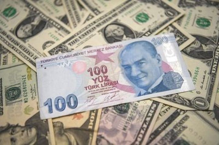 Dollar 6 lirədən aşağı düşdü 