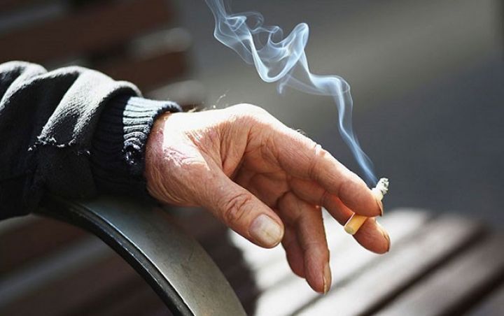 Siqaretlə bağlı cərimə bu gündən qüvvədədir - 50 manat
