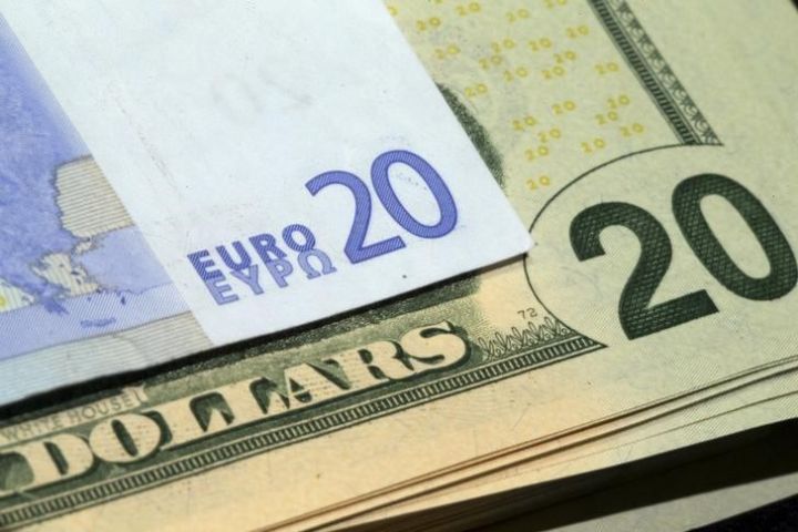 EUR/USD məzənnəsi 1.1876$-dək düşə bilər