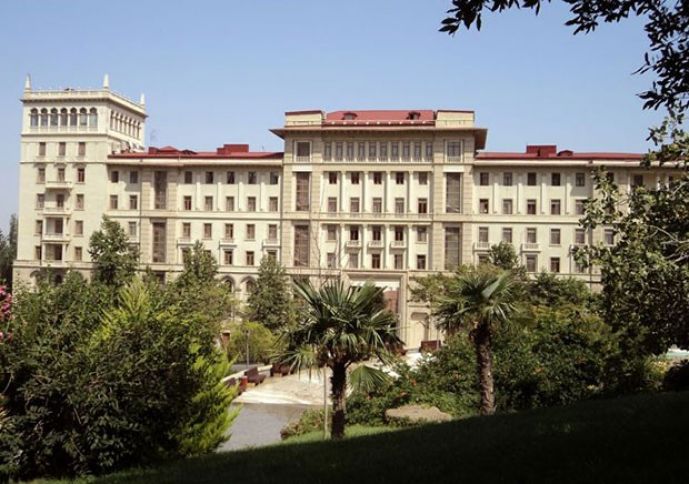 Baş nazirin sədrliyi ilə Nazirlər Kabinetinin iclası keçirilib