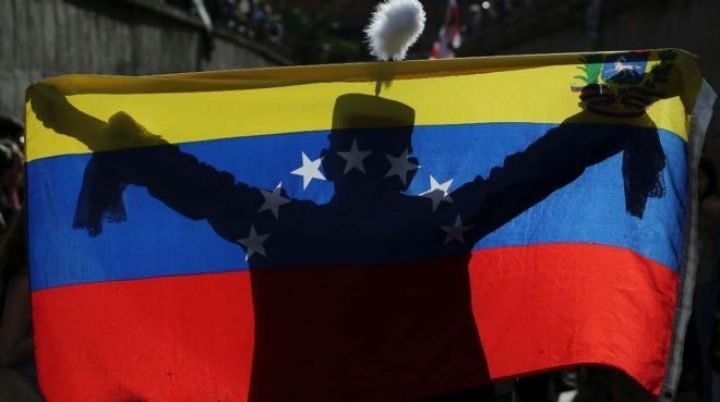 Venesuela inflyasiyaya qarşı qızıl istiqrazları satır