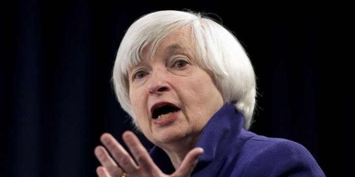 "Prezident iqtisadiyyatdan anlamır"