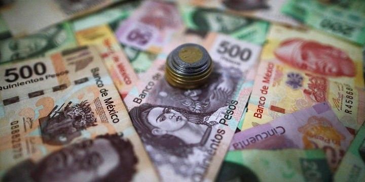 Bu valyuta gömrük vergisinin təxirə salınacağı xəbərilə kəskin bahalaşdı