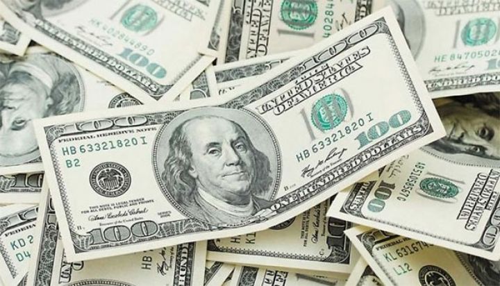 Dolların sabaha olan rəsmi məzənnəsi açıqlandı