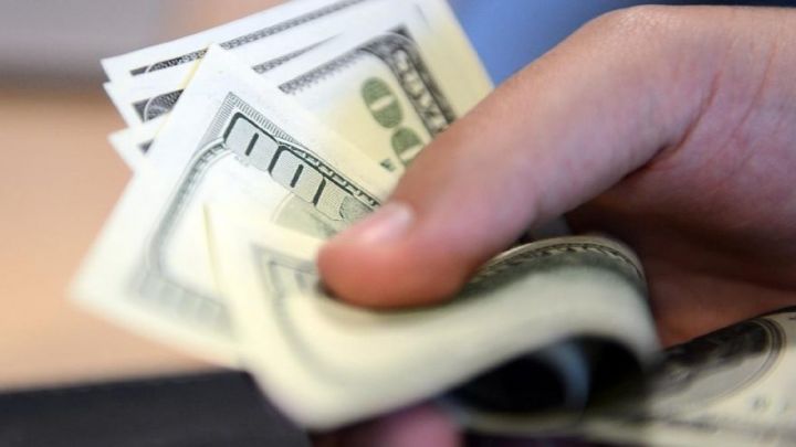 Rəsmi məzənnələr açıqlandı