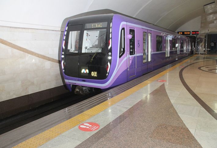 Bakıda 3 metro stansiyası sərnişinlərin girişinə  23:30-da bağlanacaq