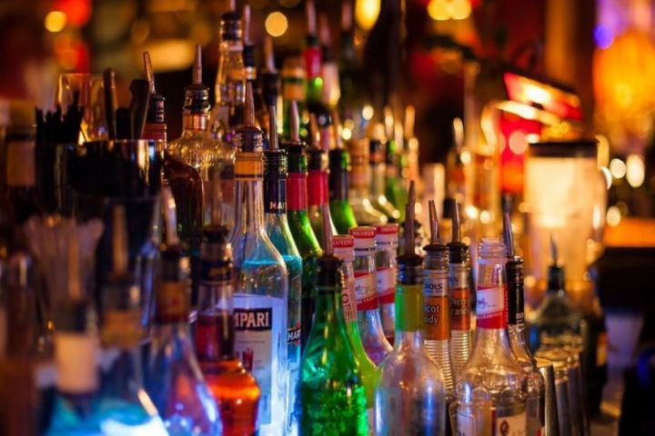 Alkoqollu içkilərin aksiz dərəcəsi artırılıb