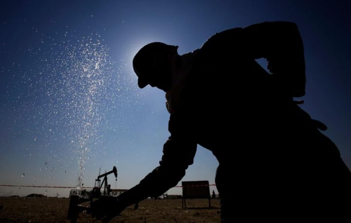 OPEC+ ölkələri neft hasilatını artırmaq barədə razılığa gəliblər