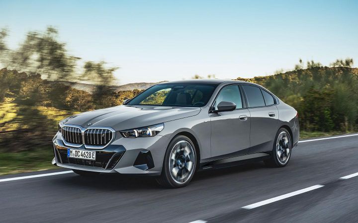 Yeni BMW 5-Series sedanları təqdim edildi - FOTOLAR