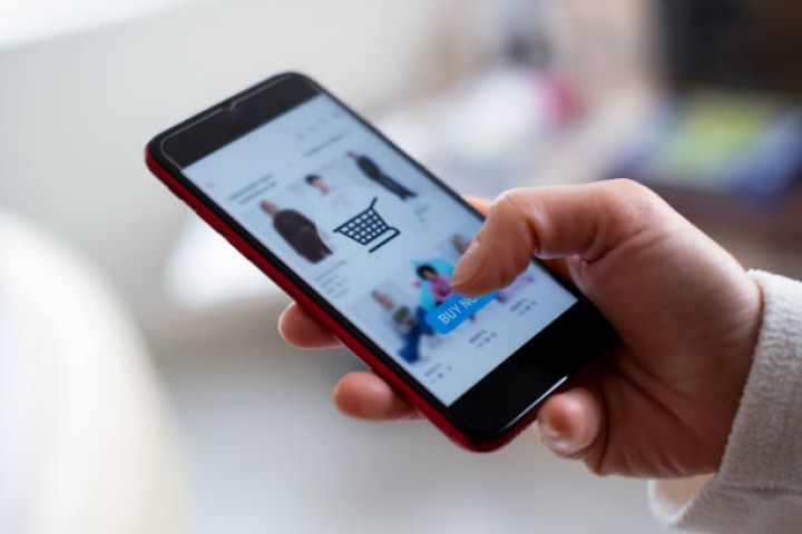 Azərbaycan mobil internetin sürətinə görə 6 pillə geriləyib