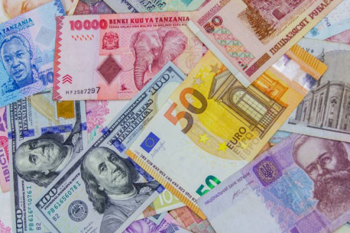 Rəsmi məzənnələr açıqlandı