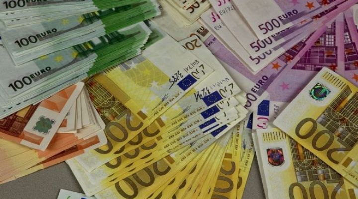 100 və 200 avrolar yeniləndi