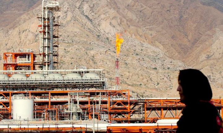 ABŞ ölkələrə İran neftini almağı qəti qadağan edəcək