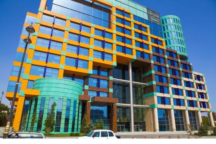 “City Point Baku” icarəyə ofislər təklif edir!