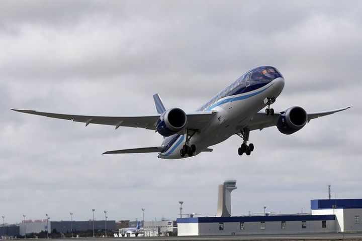 AZAL Türkiyənin kurortlarına uçuşlara başlayır