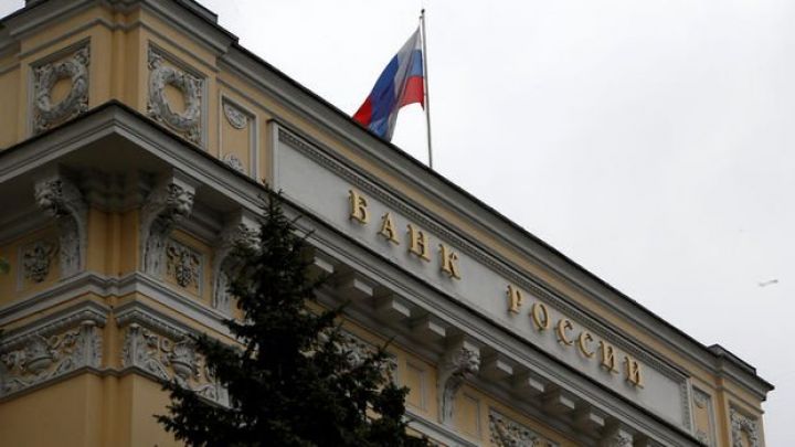 Rusiya Mərkəzi Bankı Sankt-Peterburq Birjasının iflas iddiası ilə bağlı vəziyyəti təhlil edəcək