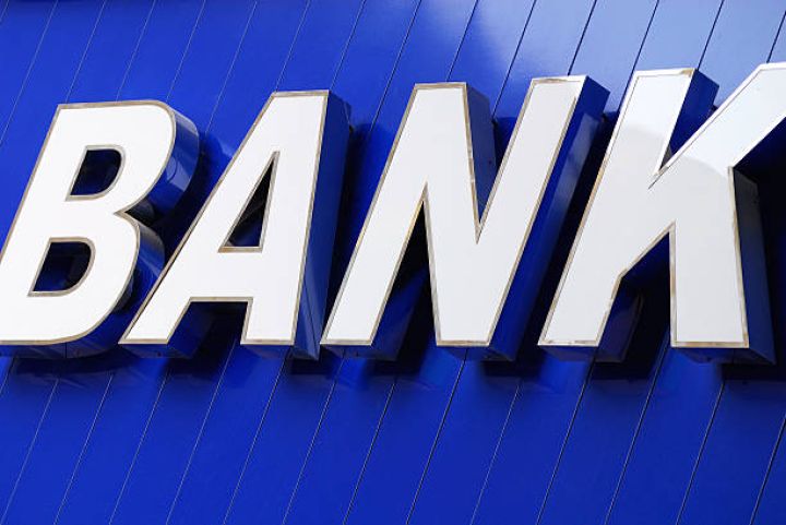 Bu bankların əməliyyat gəlirləri 300 milyon manatdan çoxdur - SİYAHI