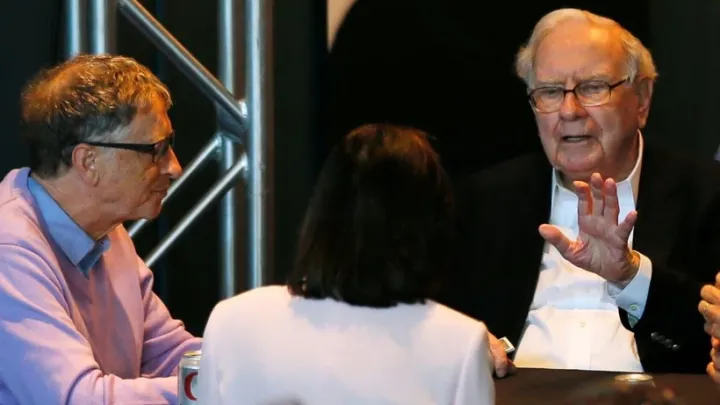 Baffettdən xüsusi açıqlamalar: "Qeyts ilə əlaqəni kəsmişəm"